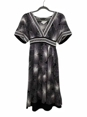 BCBG Size Small Black Floral Pre-Owned Dress- Ladies