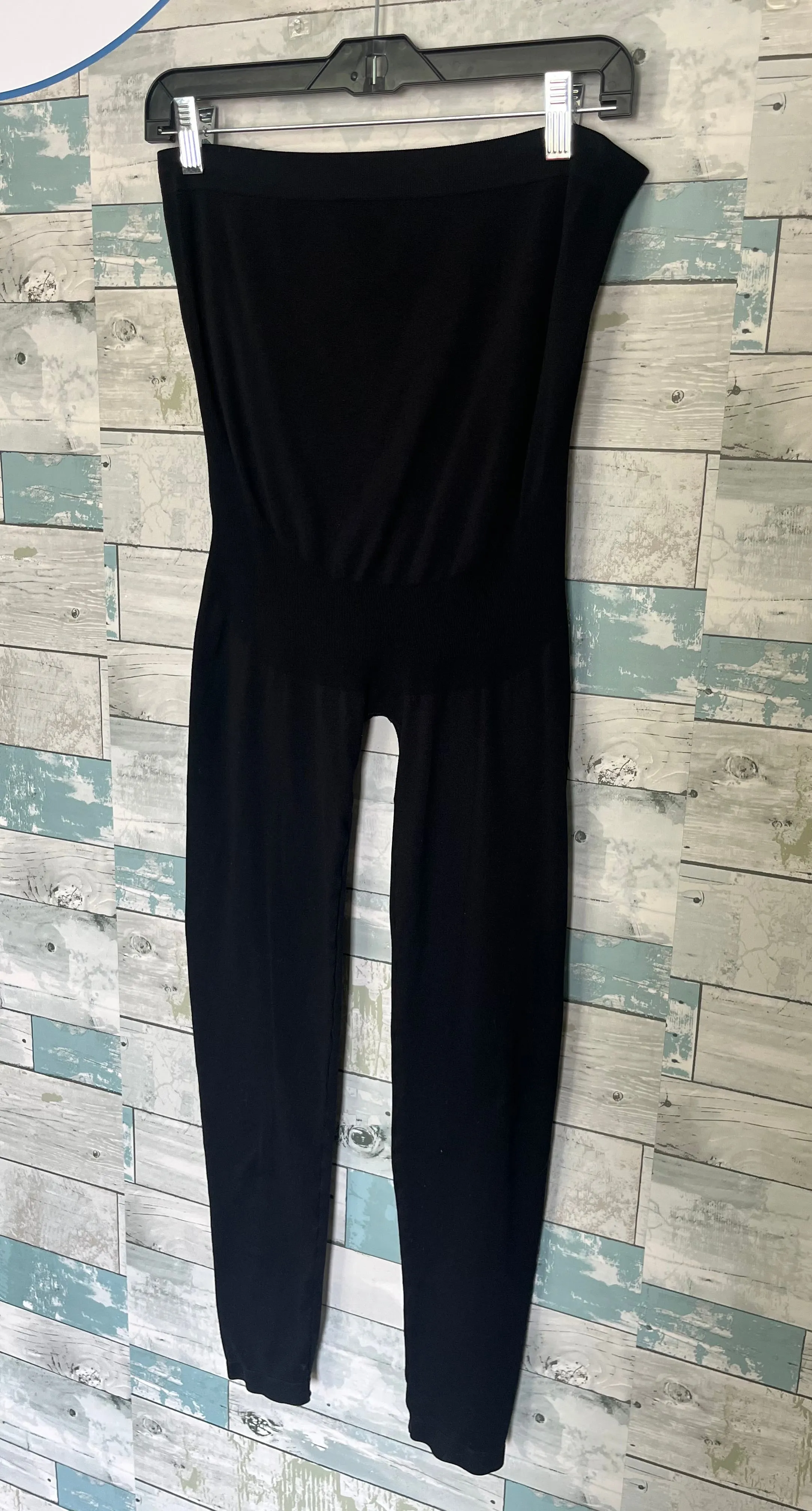 Editors Pick Preggo Leggings maternity bottoms  Going Fast!