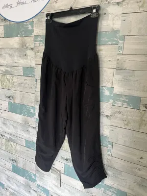 Editors Pick Thyme Maternity bottoms  Almost Gone!