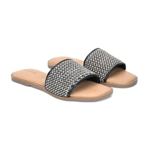 Flash Sale Delicate - Black Sandals  Stylish & Comfortable