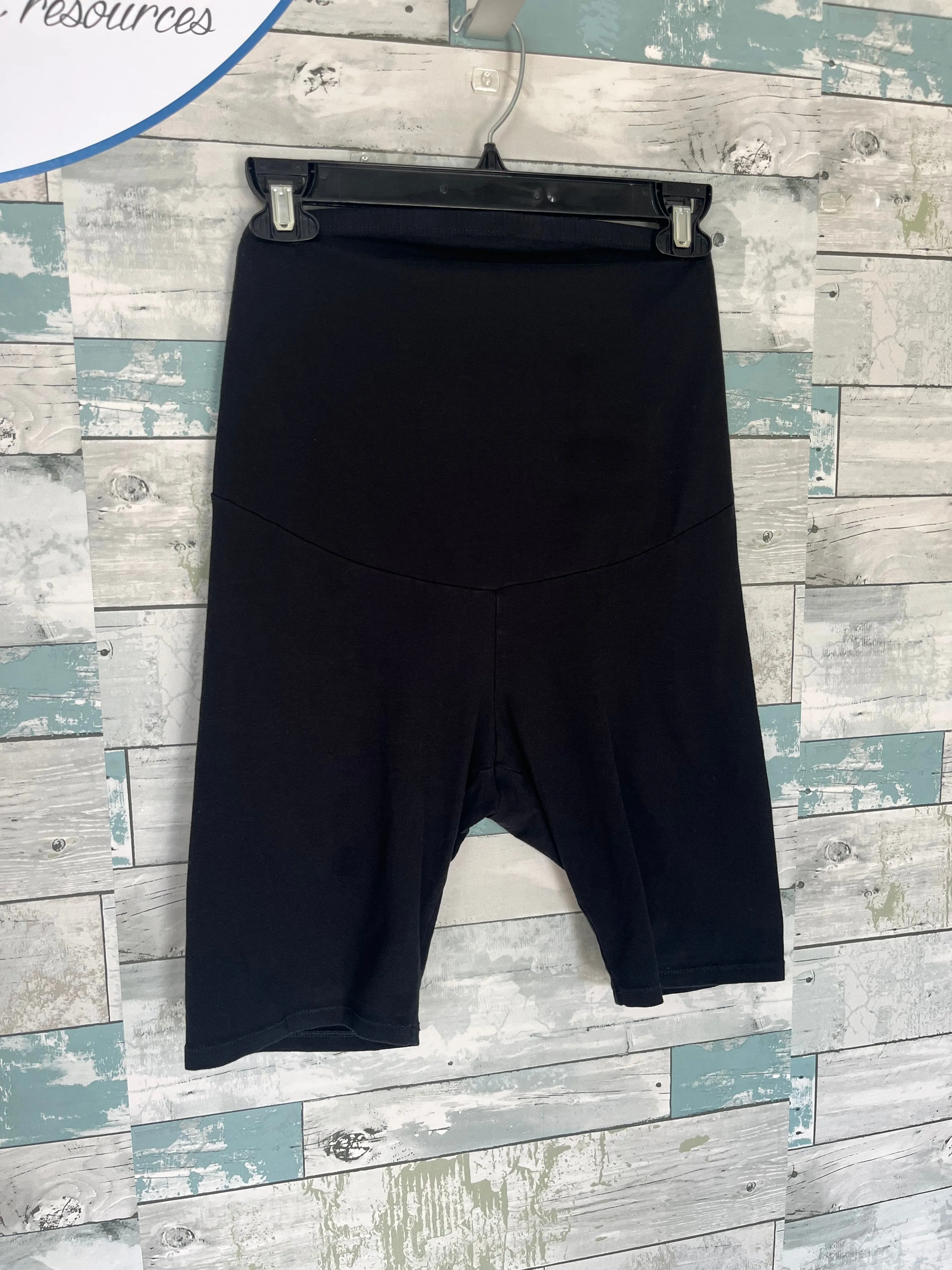 Flash Sale! H&M Mama maternity bottoms  Limited Release!