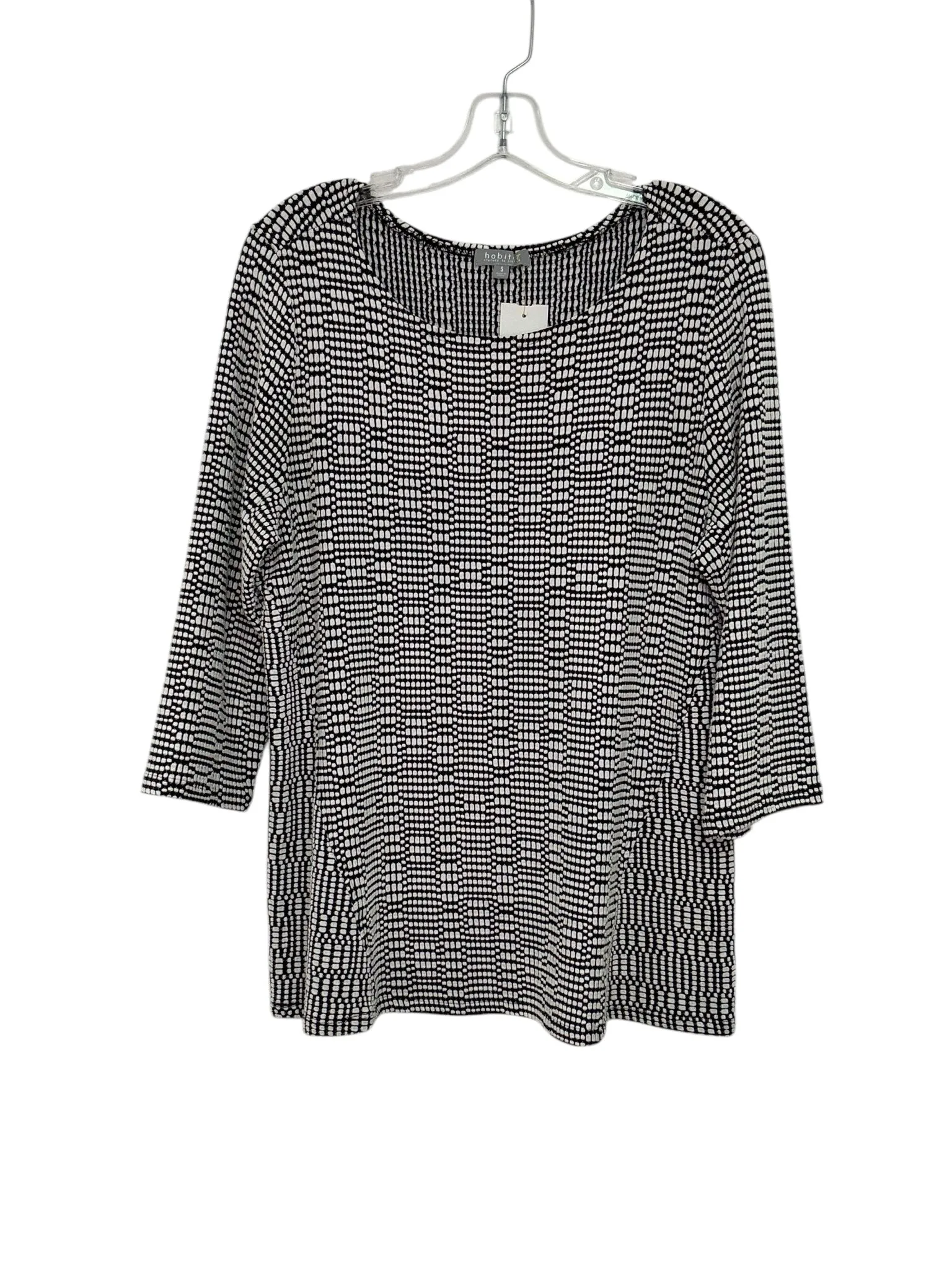 Habitat Size Small Blk/Wht Pre-Owned Top- Ladies