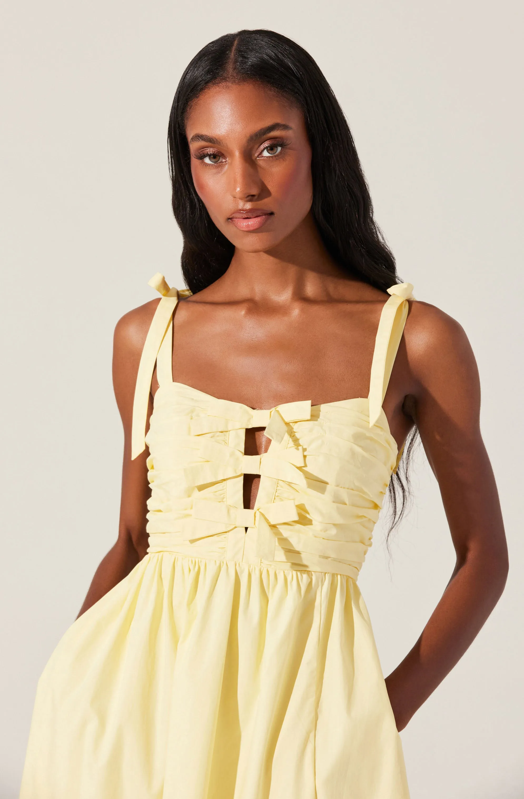 Insta-Worthy Helia Bow Front Midi Dress  Stylish & Comfortable