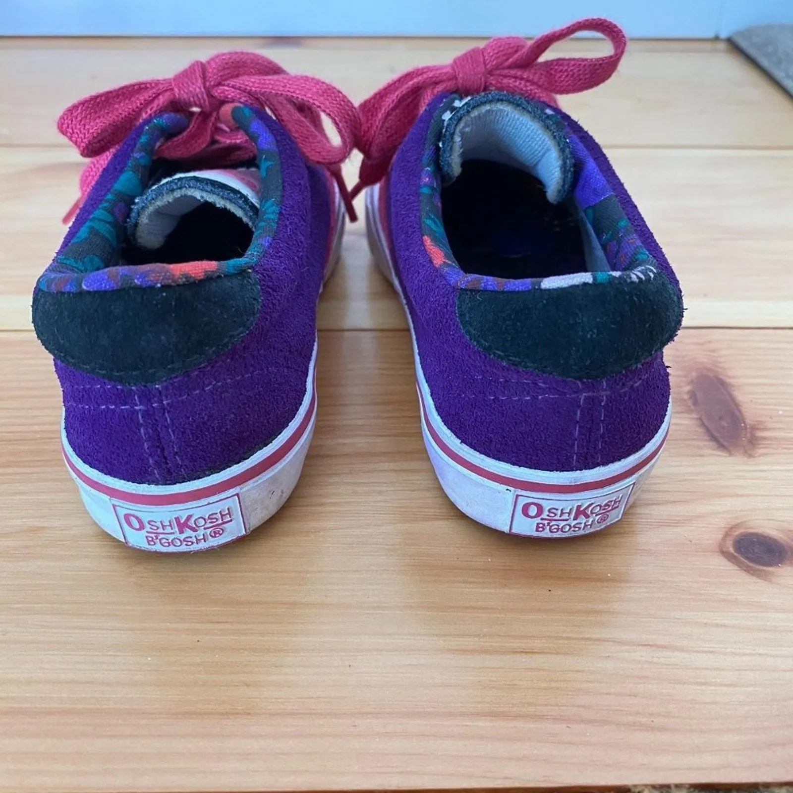 Limited Edition Vintage OshKosh B'gosh Girls Sneakers 8.5  Today Only!