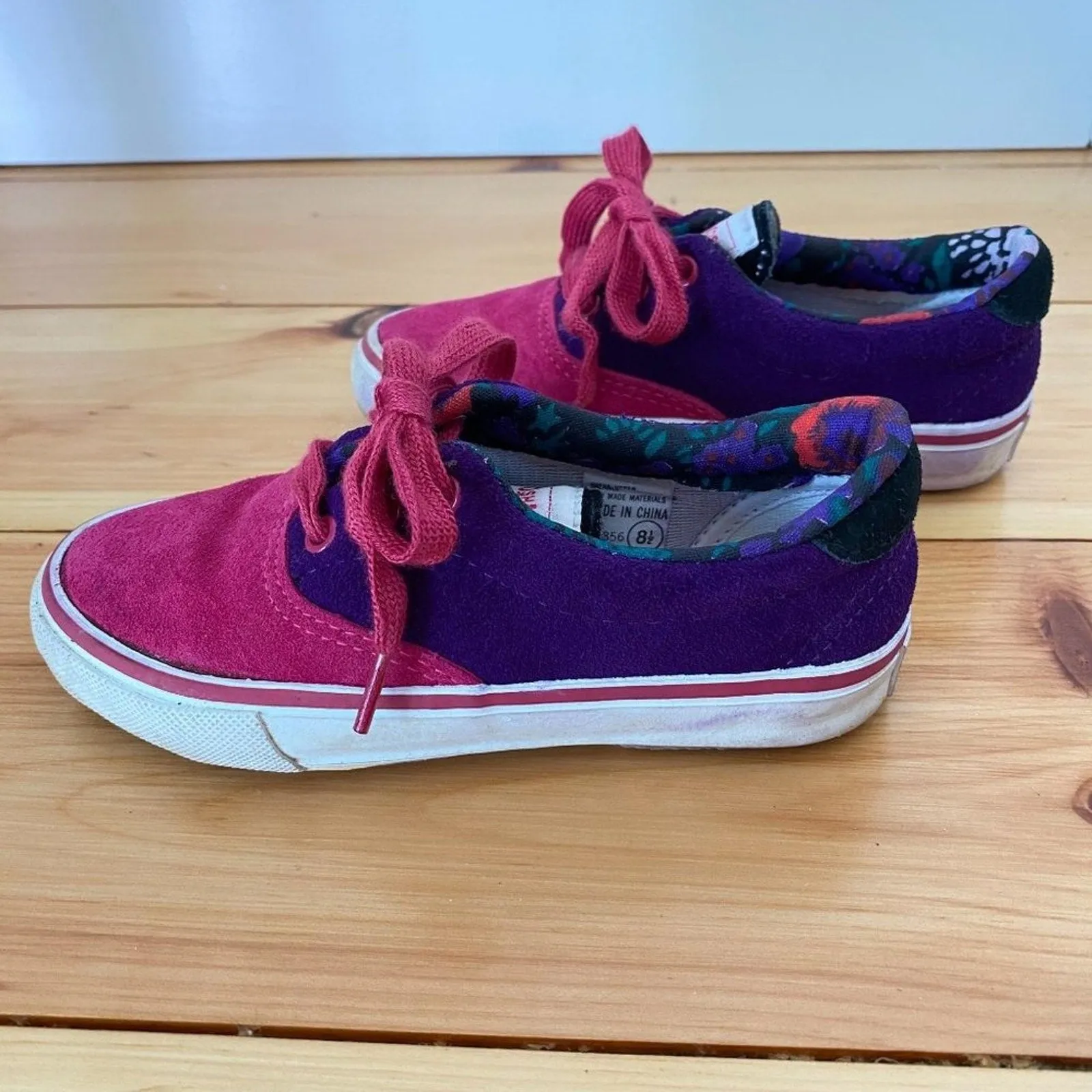 Limited Edition Vintage OshKosh B'gosh Girls Sneakers 8.5  Today Only!