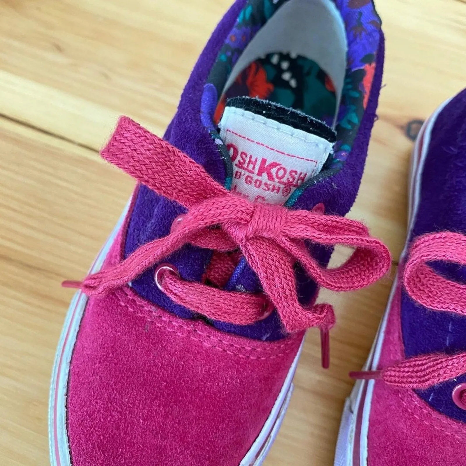 Limited Edition Vintage OshKosh B'gosh Girls Sneakers 8.5  Today Only!