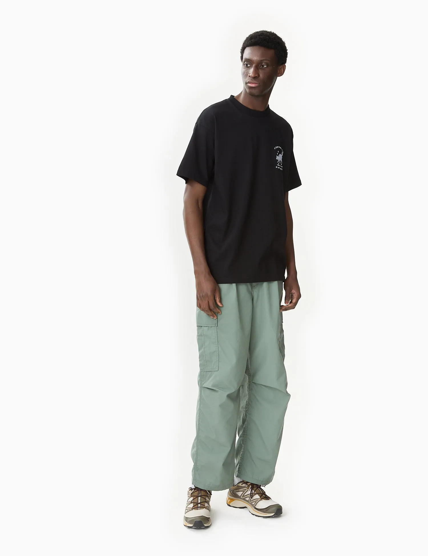 Luxury Feel Carhartt-WIP Icons T-Shirt (Loose) - Black/White  Stylish & Comfortable