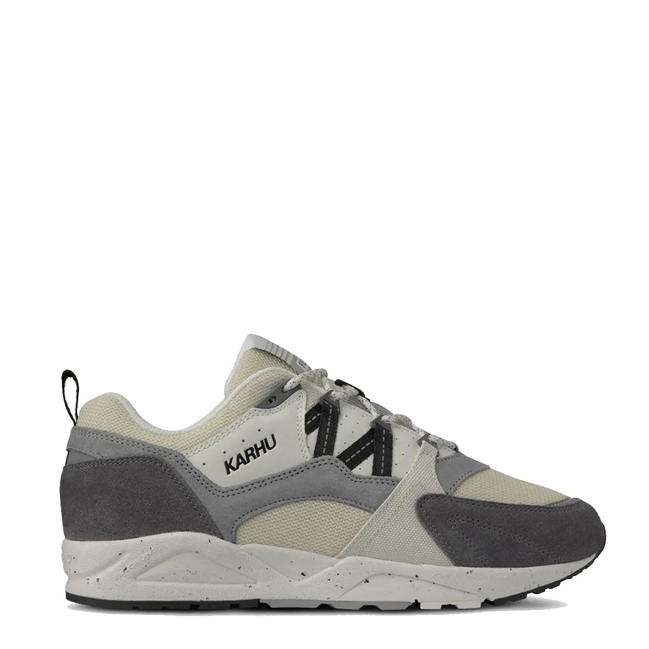 Luxury Feel Karhu Fusion 2.0 Trainer Limestone / Jet Black  Last Few Pieces!