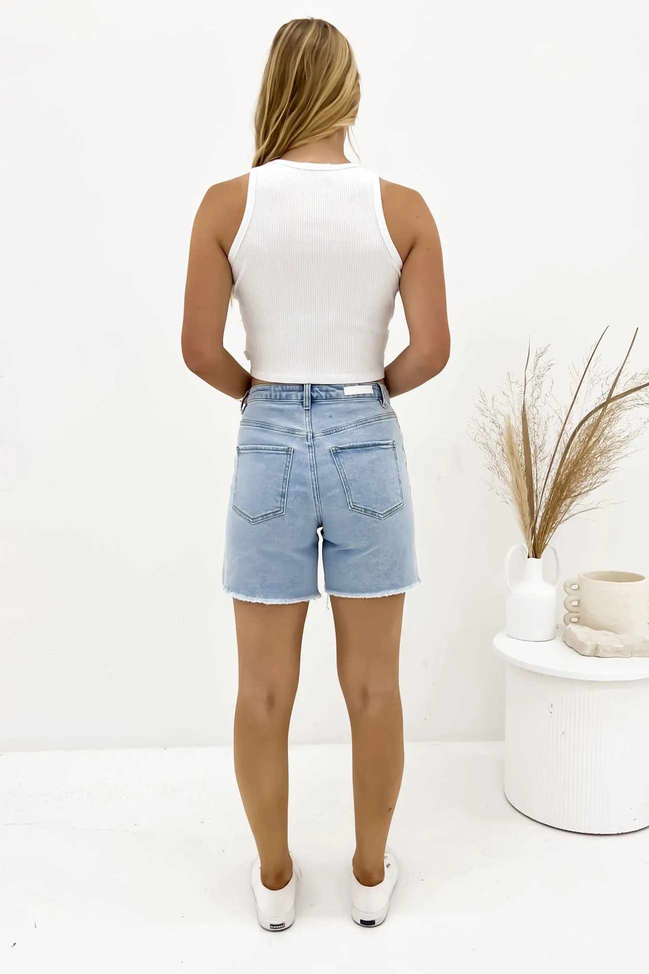 Millie Short Light Blue