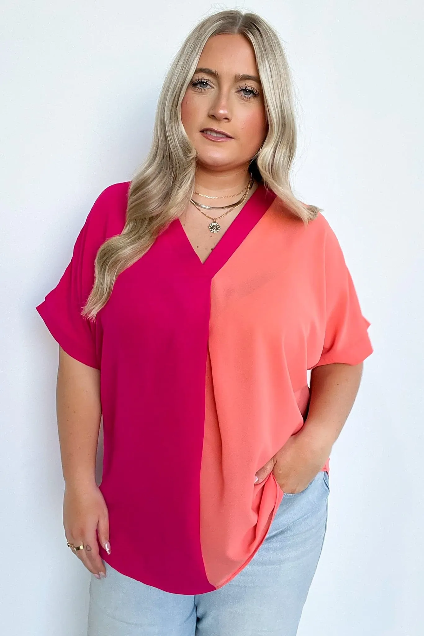 Mirellah Short Sleeve V-Neck Color Block Top | CURVE - FINAL SALE