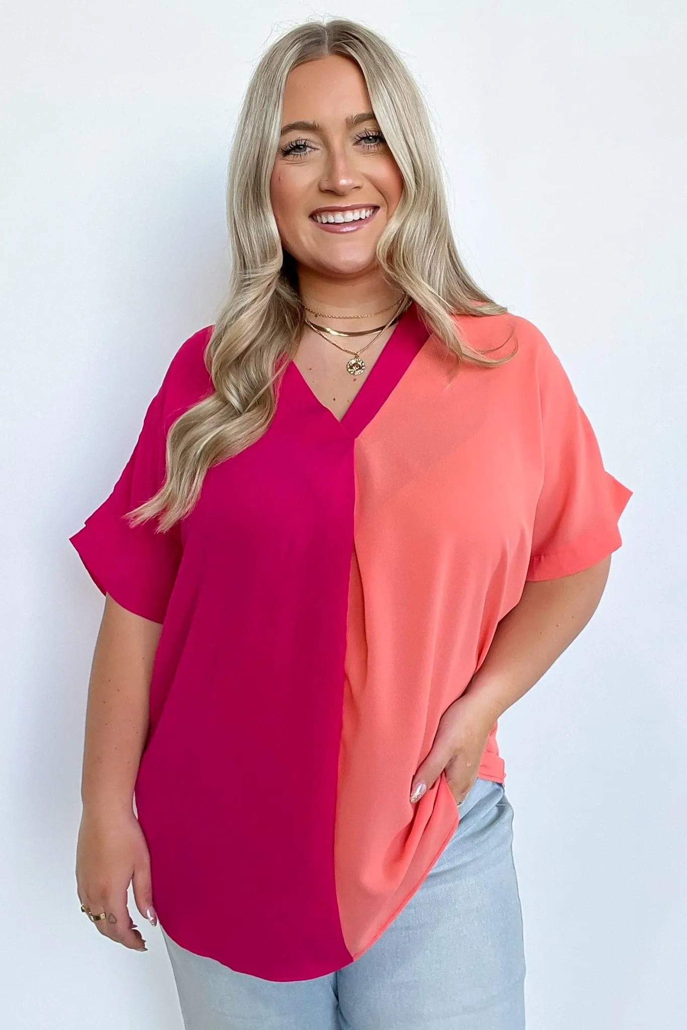 Mirellah Short Sleeve V-Neck Color Block Top | CURVE - FINAL SALE