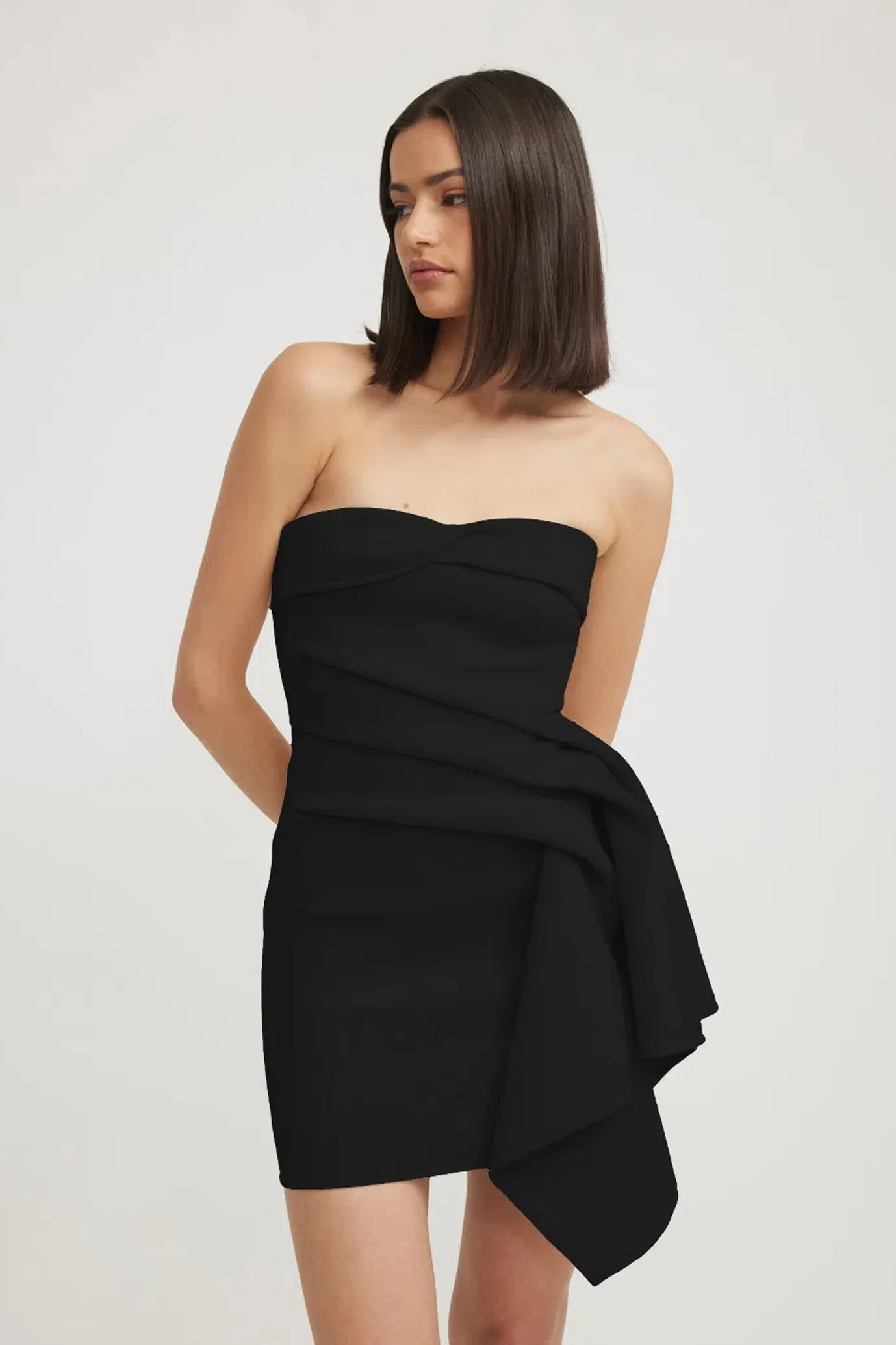 Nevie Dress Black by TOJHÀ