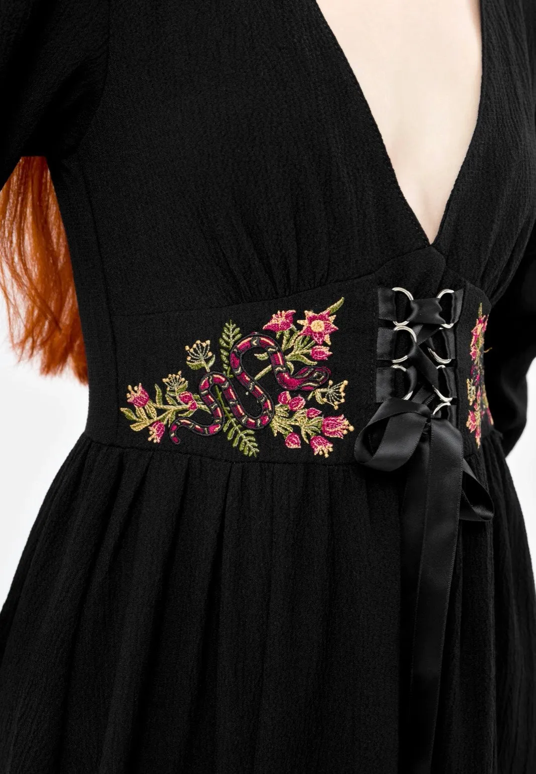 Restyle - Poisoned Petal - Dress