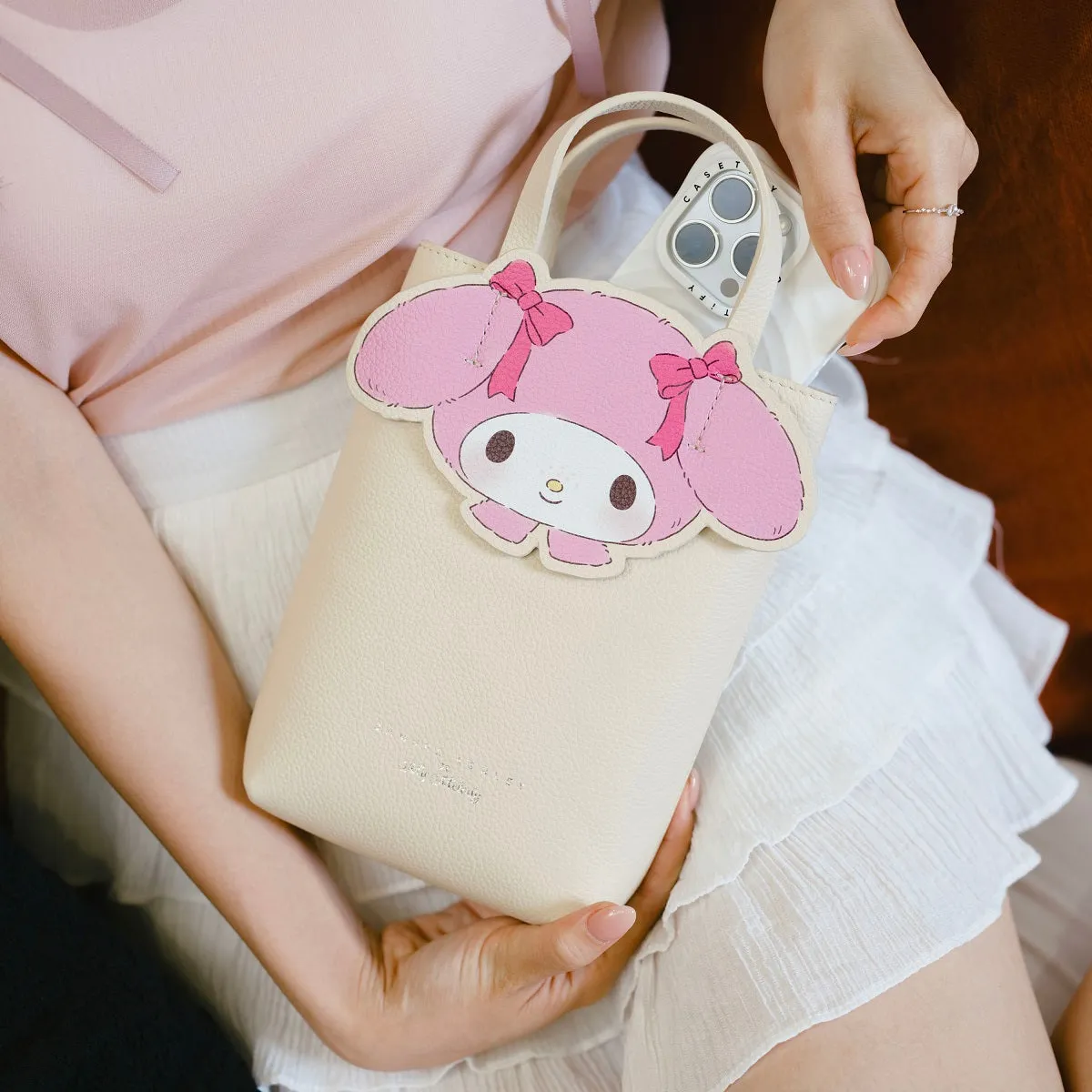 Samuel Ashley x Sanrio characters Leather Phone Pouch