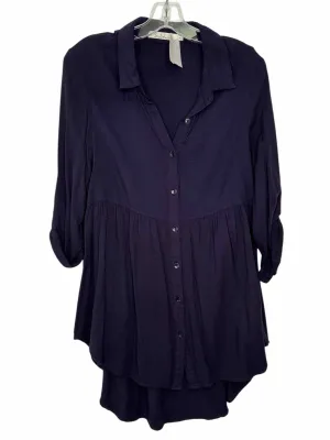 Solitaire Size Small Navy Pre-Owned Shirt- Ladies